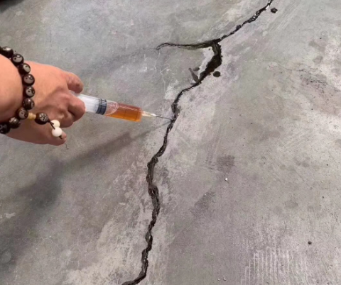 邢台混凝土裂缝修补技术详解​